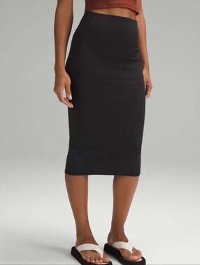 Lululemon Black Nulu Slim-Fit High-Rise Skirt